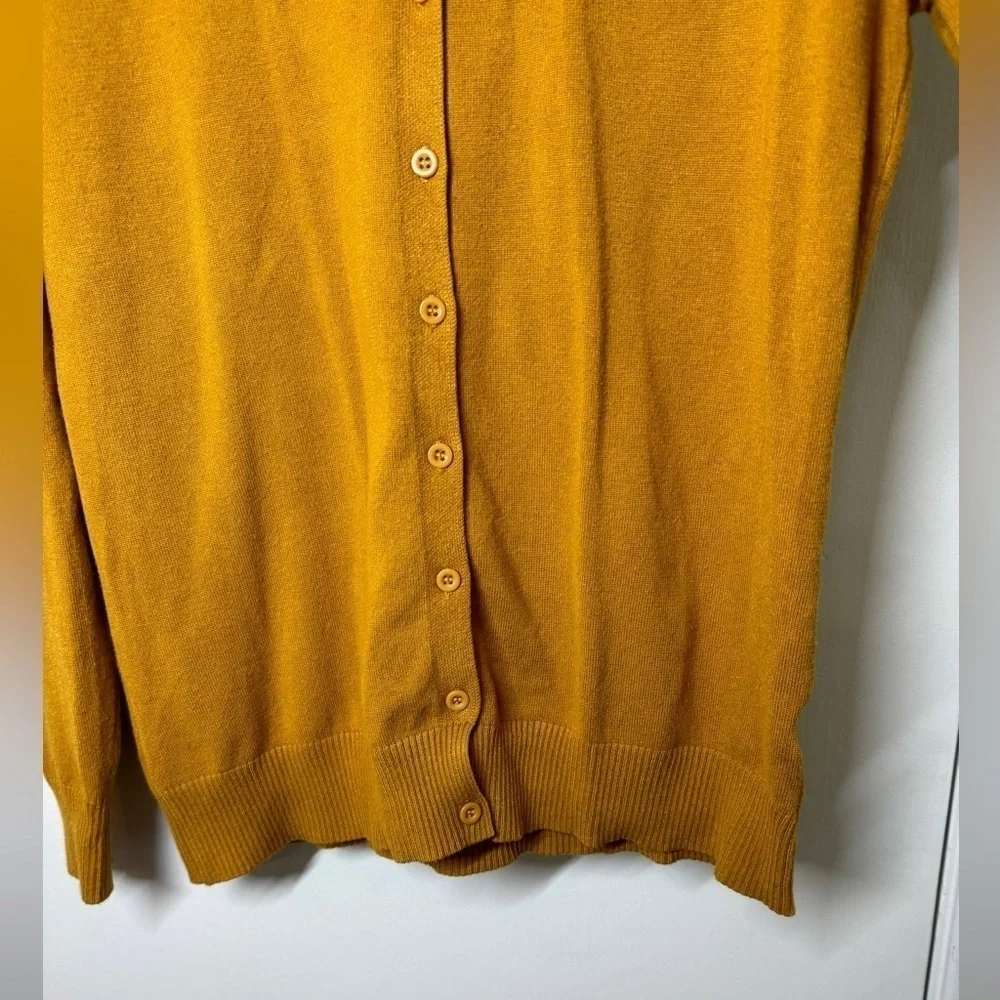 Cielo Mustard Yellow Button Front Long Sleeve Cardigan Sweater Size Large